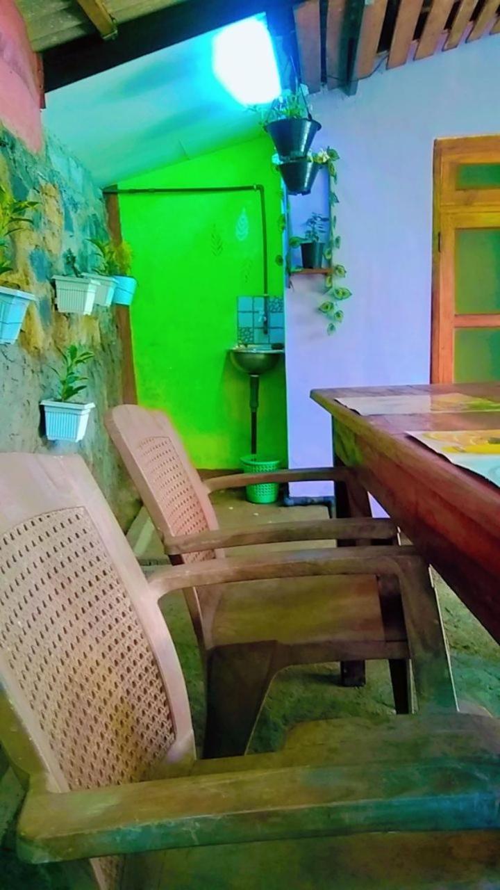 Ella Kumi Hostel Exteriér fotografie