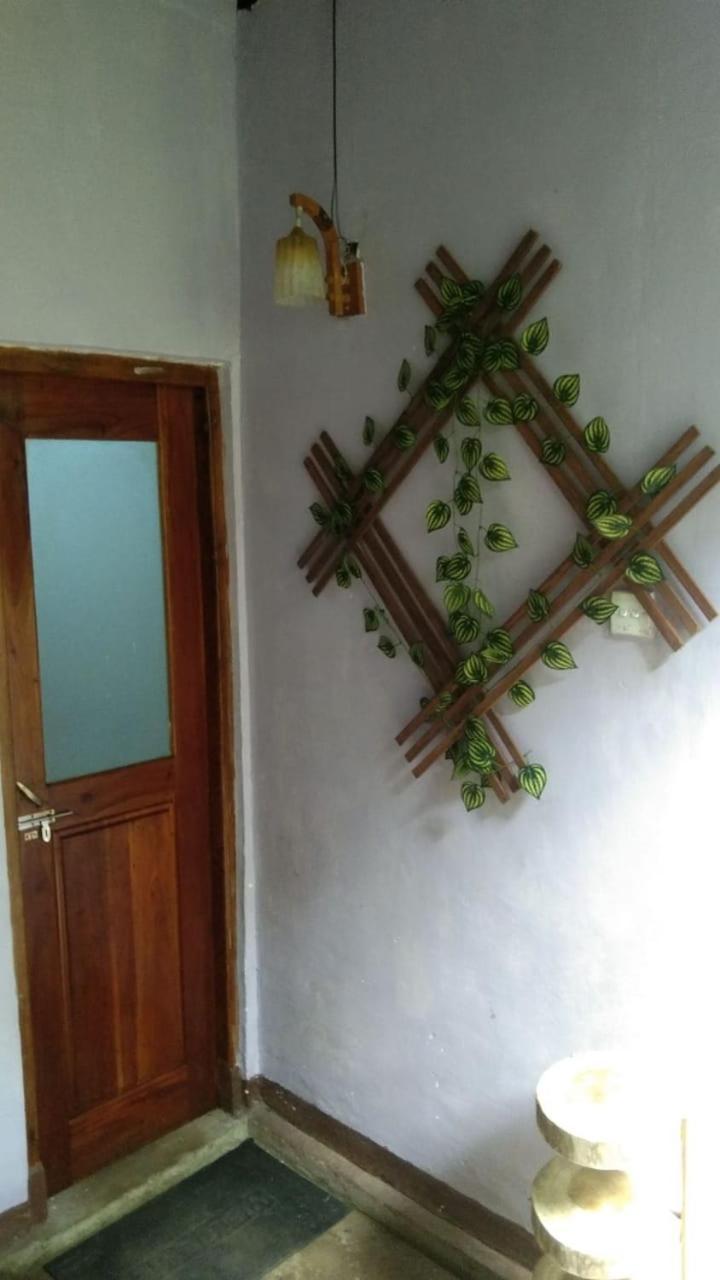 Ella Kumi Hostel Exteriér fotografie